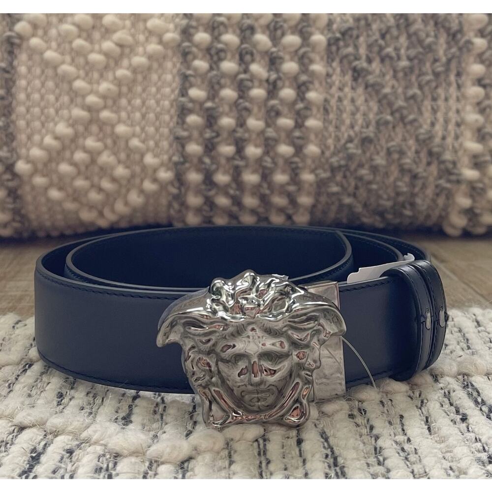 $895 NWT Versace Dark Blue Silvertone Medusa Logo Leather Belt Size 95(36)